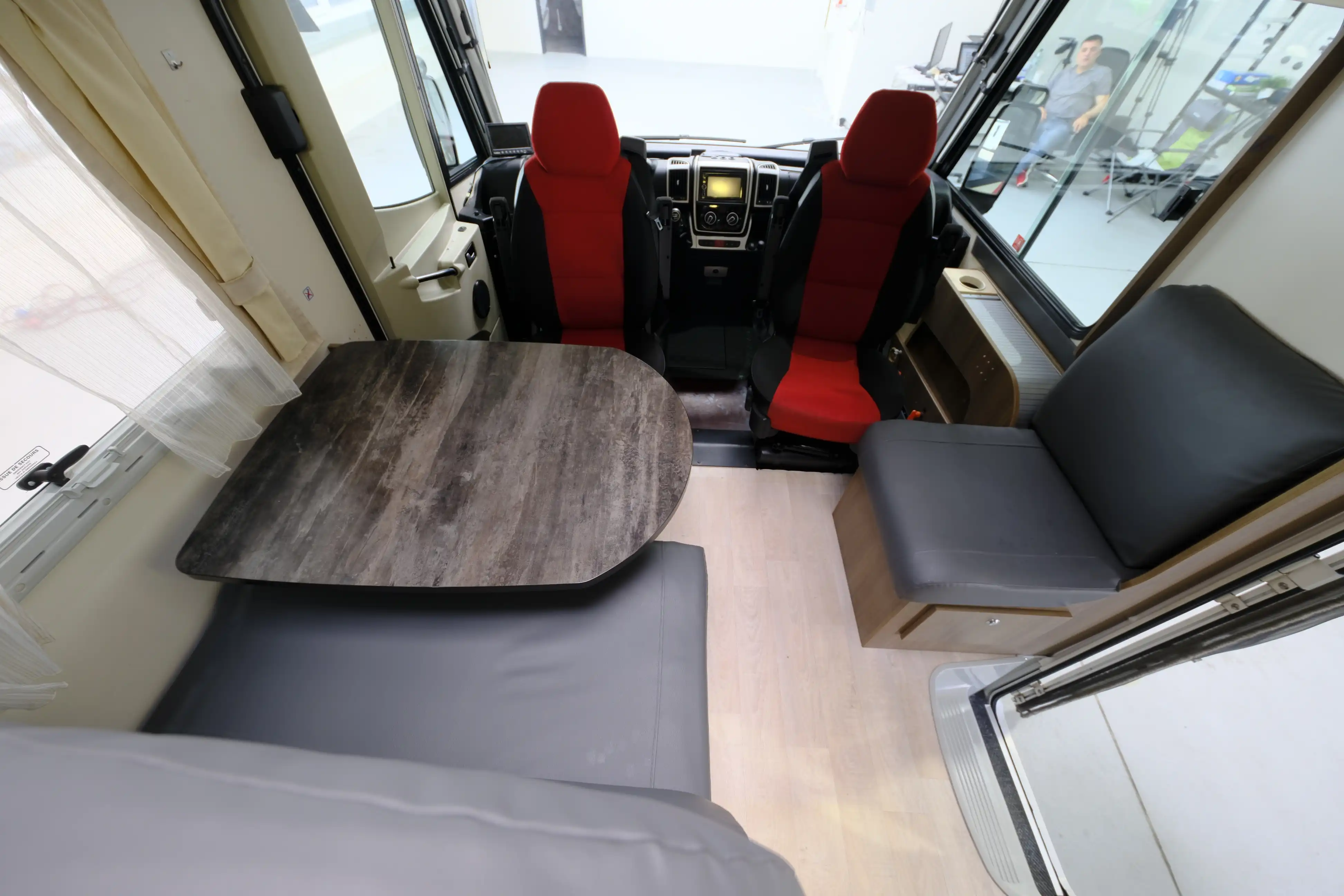 CHALLENGER Sirius 3017 - Ansicht 9